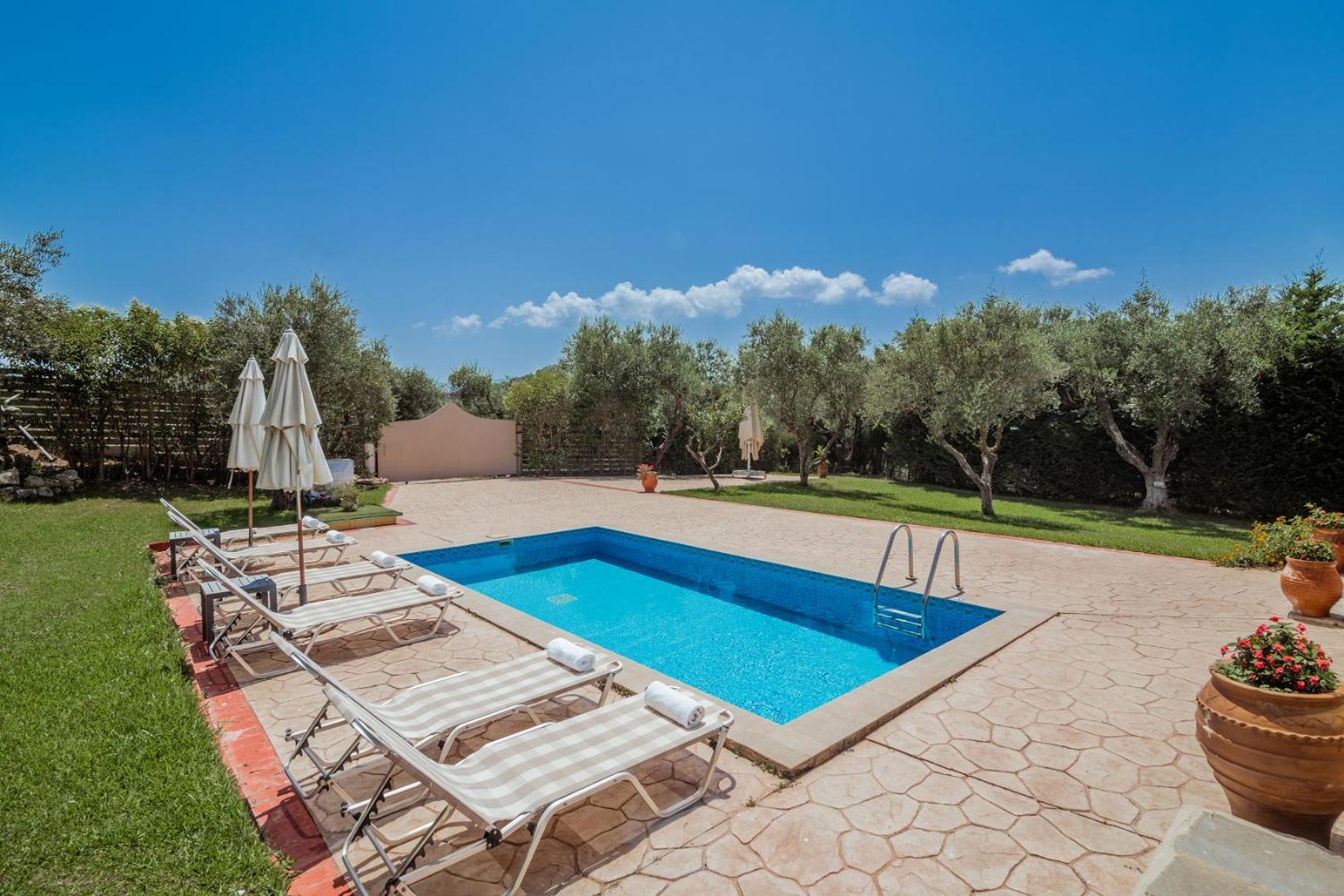 Planos Villa Kültér fotó